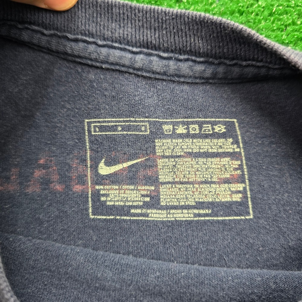 Nike Baseball Tshirt‎ Mens Large Blue Faded Vintage Y2K Graphic Sports Tee - Picture 5 of 7